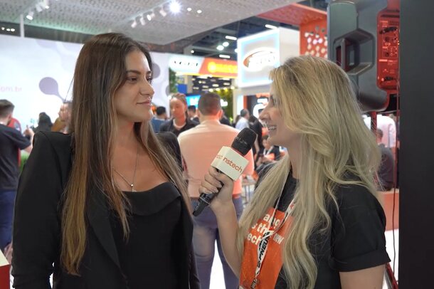 Dra. Roberta Santana entrevistada em evento